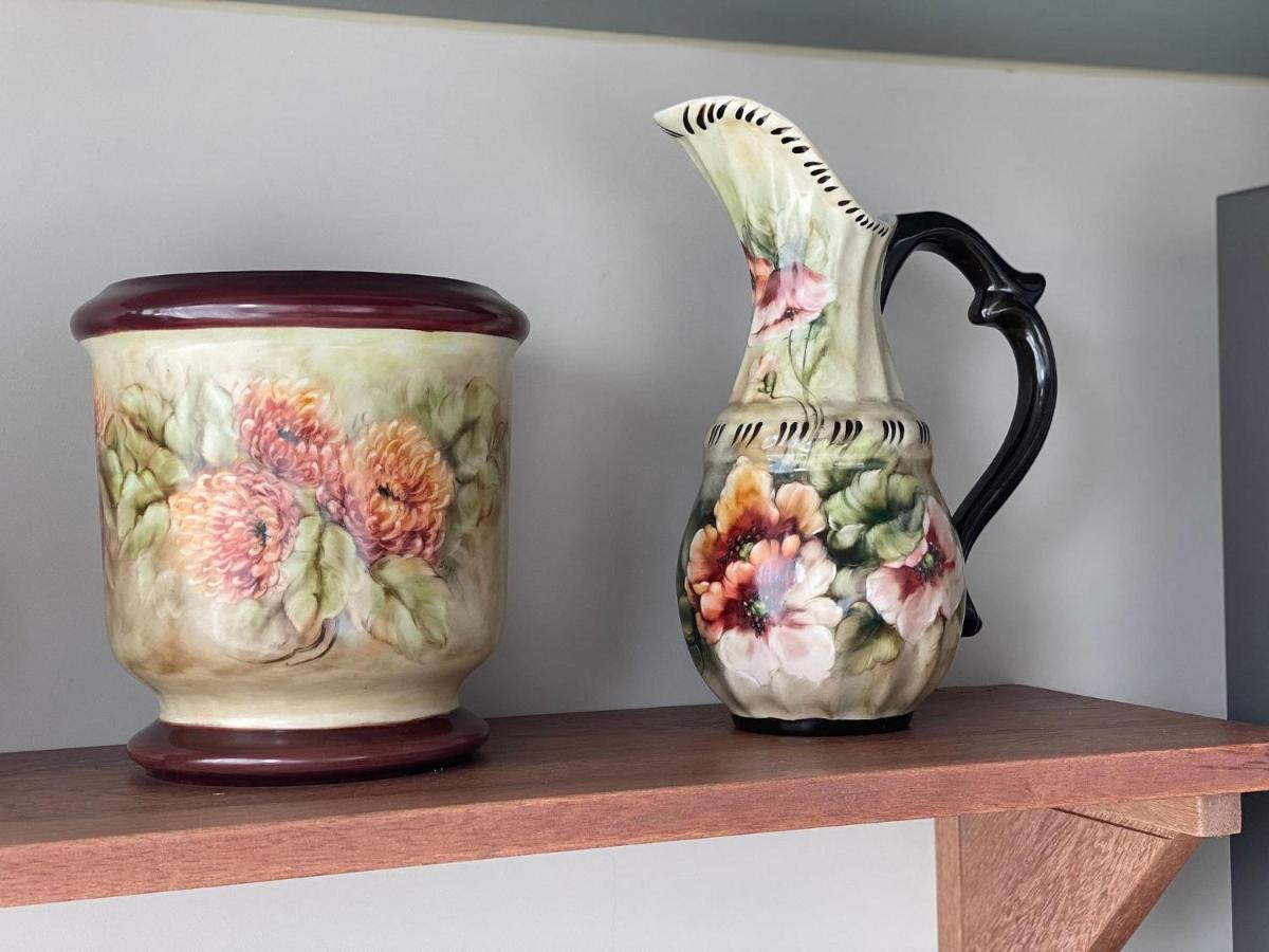 Apto Temático Pintura E Porcelana Centro Apartamento